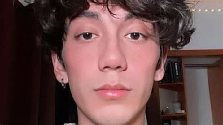 The Daniel Lechuga Auto Amor video has caused a viral sensation